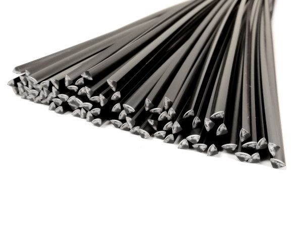 Kunststoffschweißdraht PP/EPDM 6mm Dreikant Schwarz 1kg Stäbe Front | az-reptec